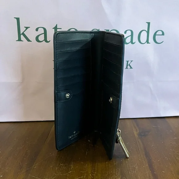 Kate Spade Bifold Wallet - Picture 4 of 5